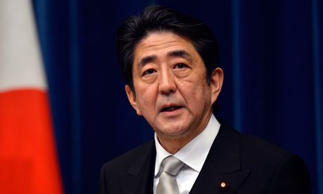 Japans premiärminister Shinzo Abe som vill sänka Japans valuta