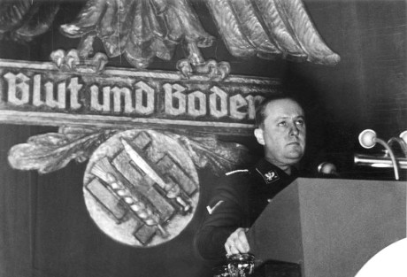Walther Darré håller tal i Goslar 1937.