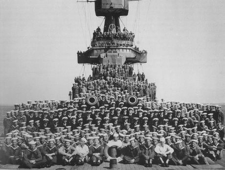 Besättningen på ett av Sverigeskeppen under andra världskriget