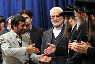 Mahmoud Ahmadinejad och ortodoxa judar.