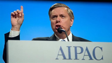Lindsey Graham håller tal vid ett möte arrangerat av judisk makt-organisationen AIPAC.