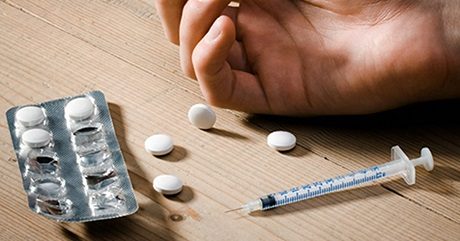 Allt fler dör i USA i missbruk av narkotikaklassade läkemedel.